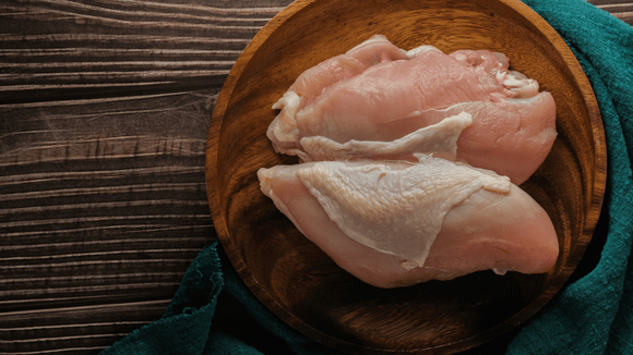 Cozimento correto é a melhor forma de eliminar bactérias (Foto: Shutterstock)