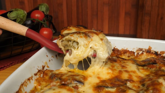 Comer berinjela nunca foi tão gostoso com essa berinjela ao forno! (Créditos: TudoGostoso)