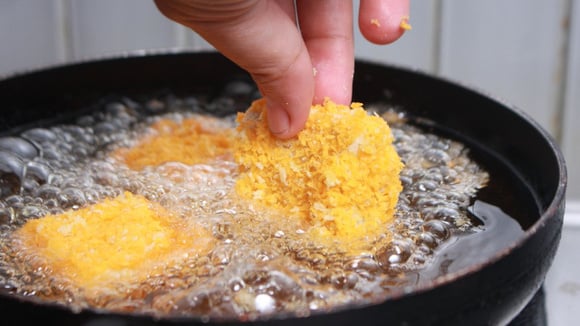 O segredo da minha avó para fritar sem respingos nem queimaduras