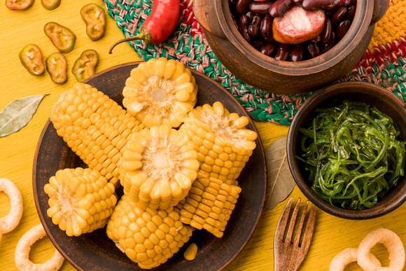 Comidas típicas, quadrilhas e muita música: Tudo o que acontece no maior São João do mundo!