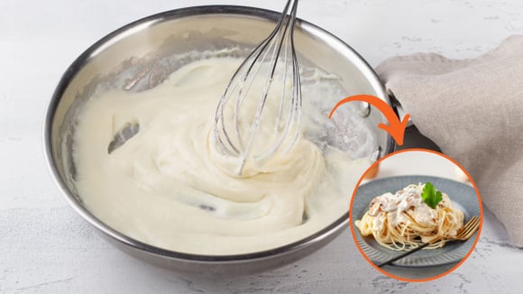 Chega de molho branco amador: aprenda essa receita do TudoGostoso que é muito mais fácil de fazer e é um béchamel maravilhoso