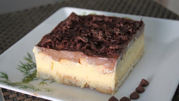 O pavê de maracujá e chocolate é a combinação que conquista qualquer um (Créditos: TudoGostoso)