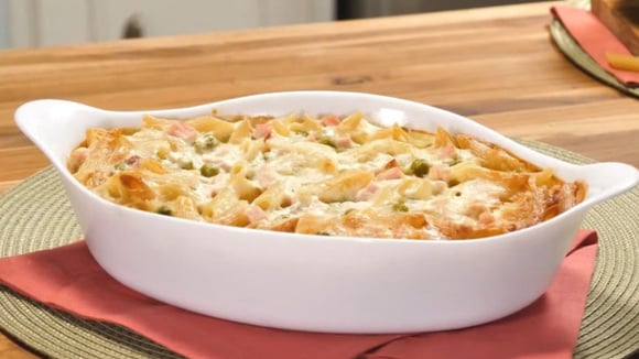 Receita leva poucos ingredientes e fica pronta rapidinho (Créditos: TudoGostoso)