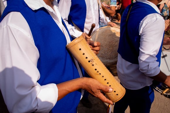 Festa do Sairé e Festival dos Botos: tudo sobre as tradições centenárias da maior celebração folclórica de Alter do Chão