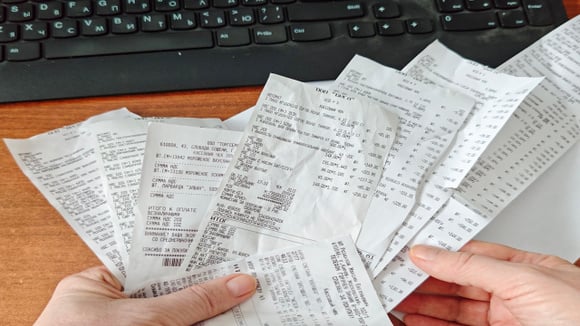 Especialistas em psicologia concordam: quem guarda recibos ou comprovantes de compras passadas não é acumulador, mas sim alguém com necessidade de controle