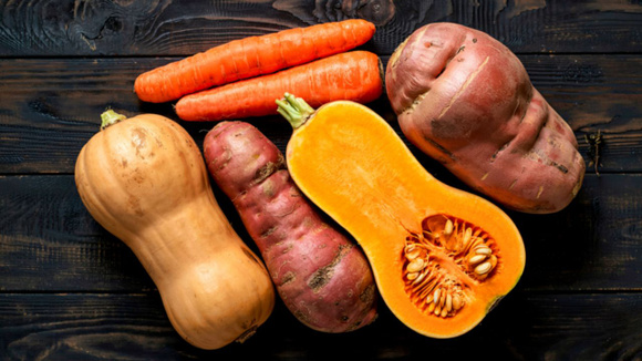 5 ingredientes baratos e da estação que deixam qualquer receita de outono mais saborosa