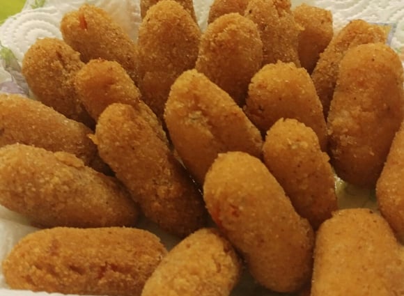 Nada de sair por aí desperdiçando as cabeças de camarão, não (Créditos: TudoGostoso/Gabriela Nascimento)