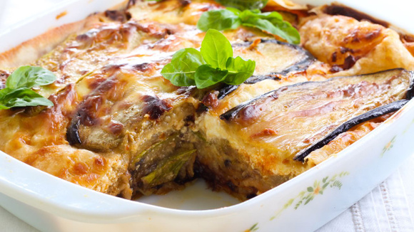 Faça berinjela desse jeito e até as crianças vão raspar o prato: receita prática e deliciosa