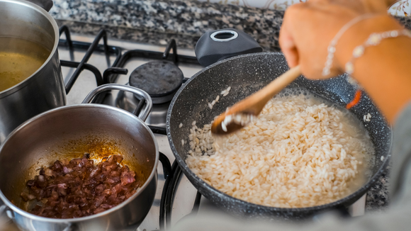 Seguir essas dicas deixa o arroz delicioso! (Créditos: Shutterstock)