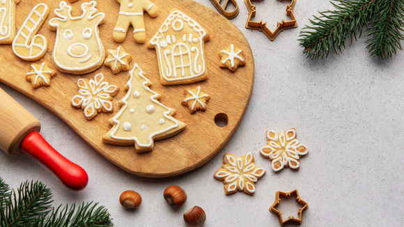 Biscoitinho de Natal SEM GLÚTEN, SEM LEITE E SEM AÇÚCAR: faço essa receita low carb todo ano aqui em casa!