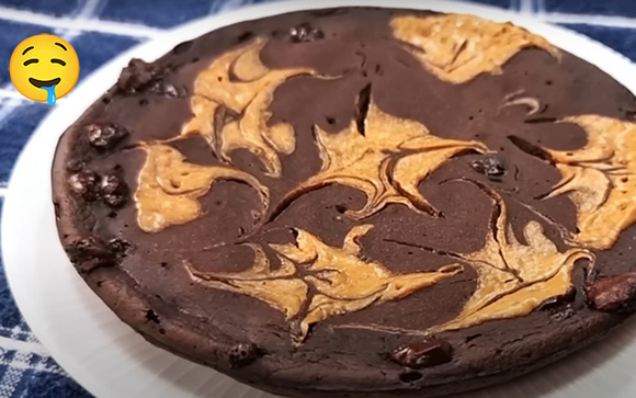 Nem farinha, nem açúcar, nem leite: esse é o pulo do gato para essa receita de bolo de frigideira dar muito certo!