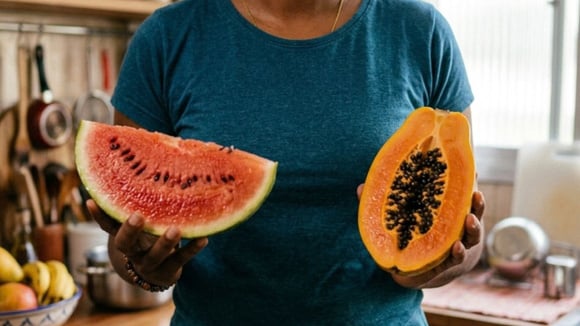 Melancia x mamão: qual das duas frutas tem menor impacto no açúcar no sangue? TudoGostoso explica