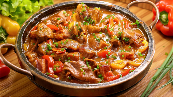 Moela de frango acebolada ao estilo mineiro: receita rápida, econômica e deliciosa para o almoço ou happy hour
