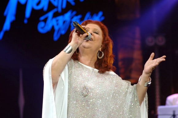 Sambista Beth Carvalho receberá homenagem. 