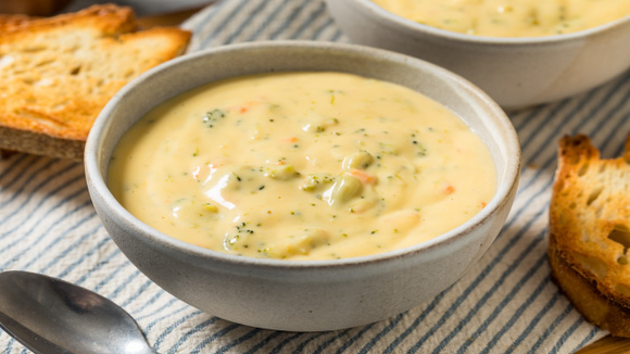 O ingrediente que eu coloco na sopa de vegetais para deixar o caldo cremoso e muito saboroso