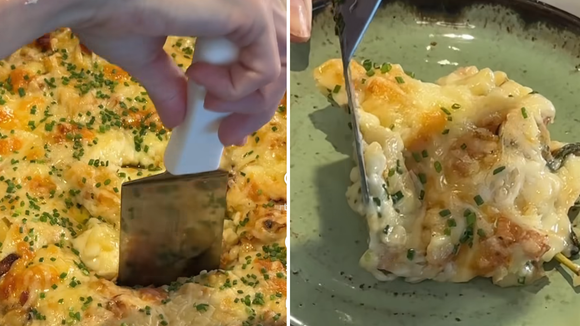 Uma das receitas mais fáceis e gostosas de gratinado de batata, com muita cebola caramelizada e bacon é de comer rezando