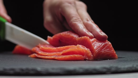 Se você ama comer sushi, você precisa saber como escolher o melhor peixe para comer cru