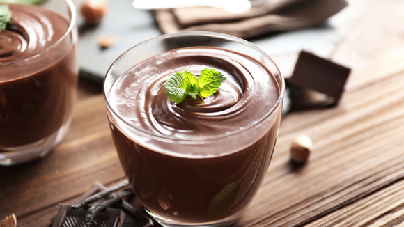 Estes são os 3 utensílios essenciais para acertar o ponto da sua mousse de chocolate em casa