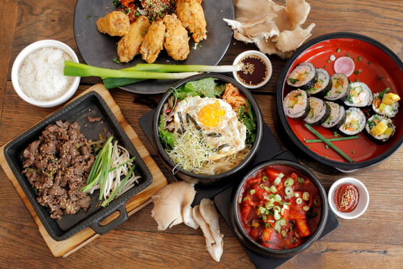 Últimos dias para degustar comida coreana com imersão cultural no Festival Hansiki, em SP