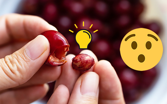 Com quantos anos você descobriu que esse é o jeito mais fácil e rápido de tirar o caroço da cereja?