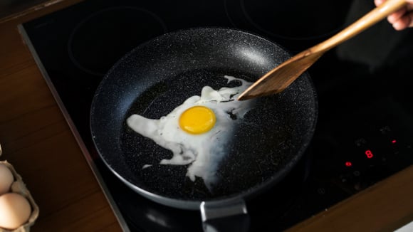 Esse truque é muito simples e fácil de fazer em casa (Créditos: Magnific)