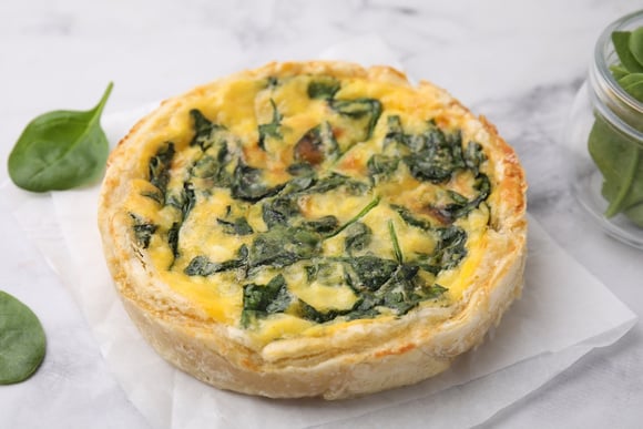 Empada aberta com apenas 2 ingredientes na massa: o TudoGostoso ensina essa receita rápida e deliciosa