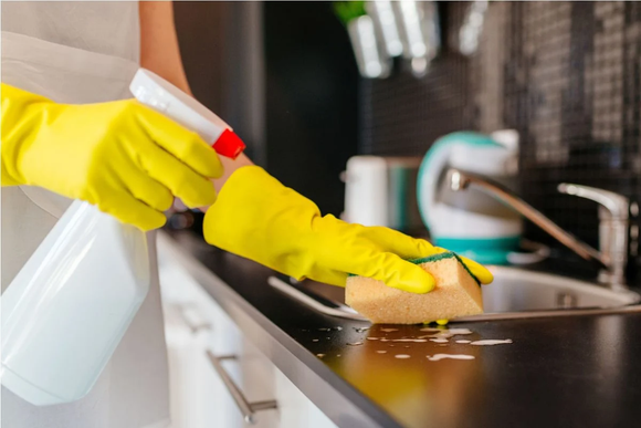 É assim que você deve limpar a sua cozinha, segundo o Dr. Bactéria!
