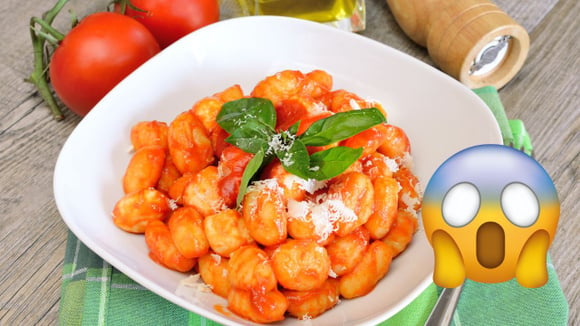 Domingo é dia de receita nova: nhoque de abobrinha SEM GLÚTEN ao molho de tomate