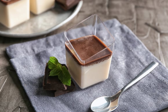 Sobremesa cremosa com apenas 2 ingredientes está conquistando todo mundo no TudoGostoso