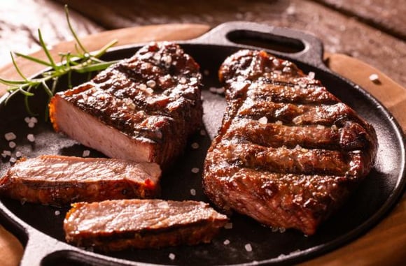 Comer carne vermelha todos os dias faz mal? Descubra o que pode acontecer com o corpo!