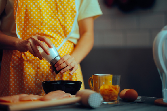 Sua mãe gosta de cozinhar? Então ela vai amar esses achadinhos que deixam a rotina mais prática