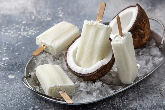 O melhor picolé de coco que você vai provar na sua vida (e sem gosto de sabão)