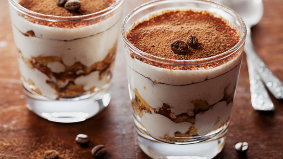 Essa sobremesa sem açúcar fica pronta em minutos e é perfeita para matar a vontade de doce