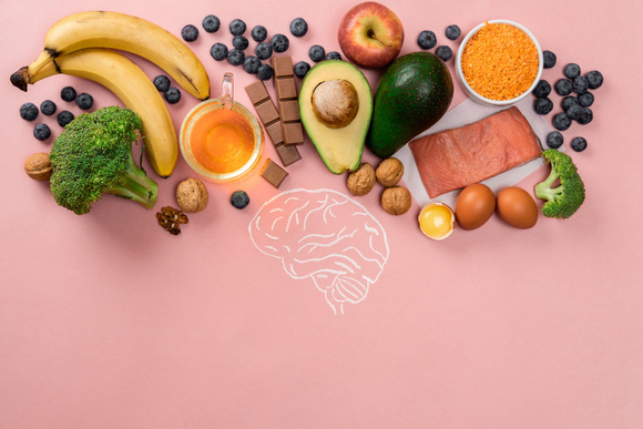 Pelo bem do seu cérebro, não pense duas vezes e coma mais esses alimentos