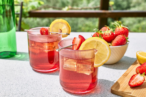 Drink refrescante, delicioso e com poucas calorias existe! Vem que eu vou te ensinar a fazer o coquetel que vai ser o sucesso do seu Carnaval