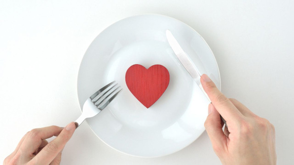 Os 3 alimentos que os cardiologistas recomendam eliminar do consumo para melhorar a saúde