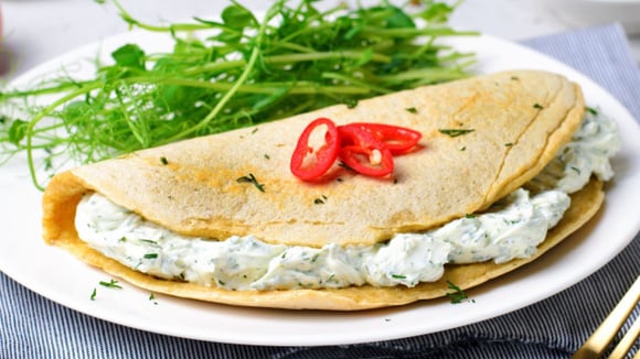Essa crepioca de aveia é perfeita para o café da manhã ou lanche de quem quer emagrecer: receita fácil e nutritiva