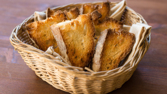 Torrar pão reduz o índice glicêmico, mas pode fazer você comer mais. Existe uma alternativa melhor para o açúcar no sangue