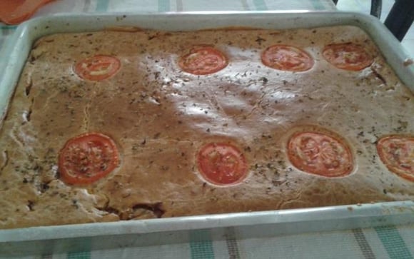 A torta de sardinha de liquidificador é ótima para quem tem pouco tempo para fazer o almoço (Créditos: TudoGostoso/Livia Rezende)