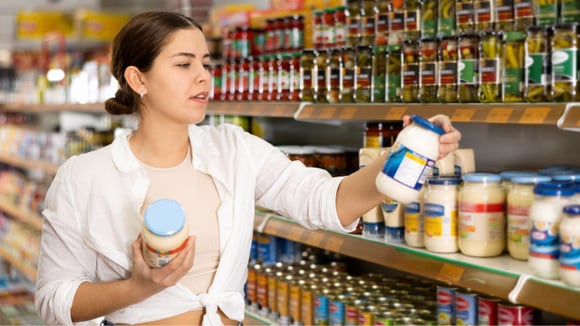 Vai comprar maionese no mercado? Veja 3 dicas para fazer uma boa escolha e levar maionese de verdade para casa