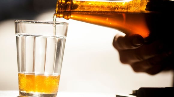 Cerveja mais forte do mundo: descubra a bebida escocesa que não tem validade e teor alcoólico maior que cachaça, vodka e até tequila