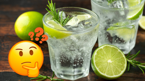 Saiba como seu corpo responde se você beber água com limão todos os dias