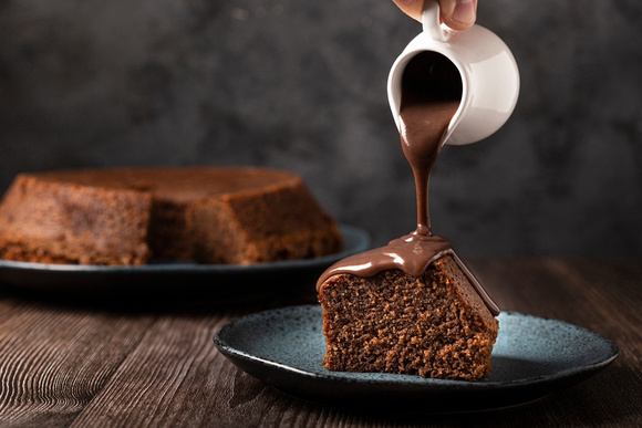 Torta de chocolate com apenas 2 ingredientes e amiga do intestino: coma gostoso e melhore a sua saúde digestiva