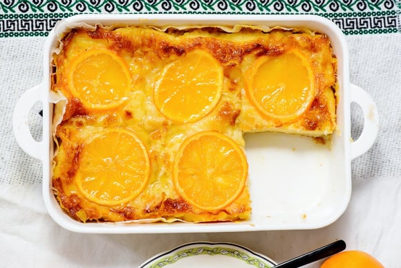 Bolo de laranja sem açúcar: a sobremesa grega com iogurte e aroma de laranja fresca