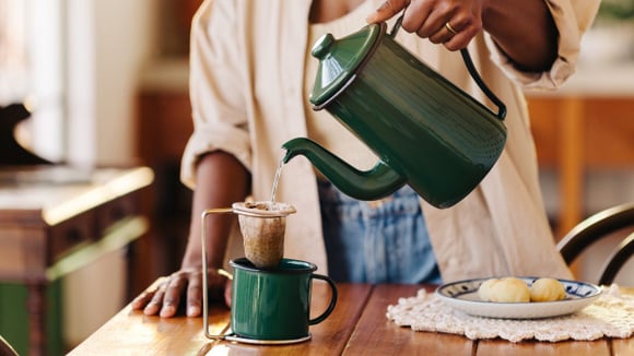 O café está presente na mesa da maioria dos brasileiros, mas muitas pessoas ainda têm dúvidas na hora de prepará-lo: TudoGostoso revela todas as dicas para fazer o café perfeito