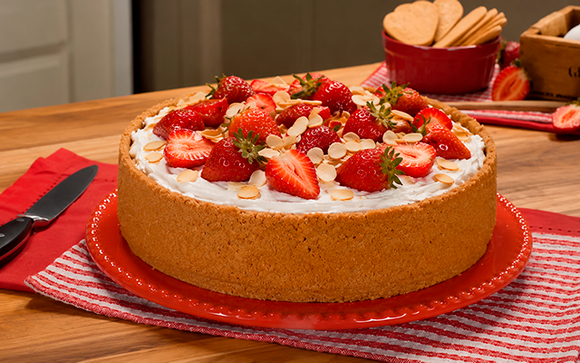 Morangoffee para o fim de semana: prima da banoffee conquista pela mistura perfeita entre morango fresco, chantilly e doce de leite