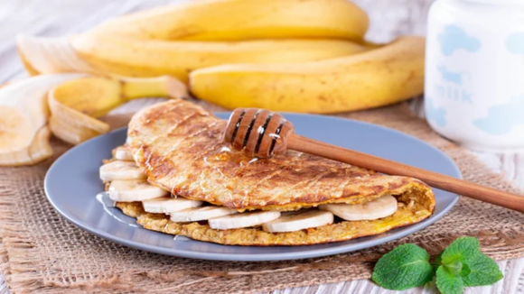 Banana e aveia viram uma crepioca deliciosa: TudoGostoso ensina receita saudável e fit para o café da manhã