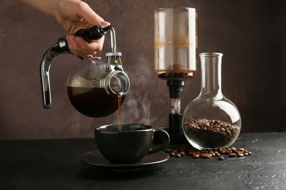 Café de cafeteria sem complicação: 3 produtos do AliExpress para facilitar o preparo e elevar o nível da sua bebida em casa
