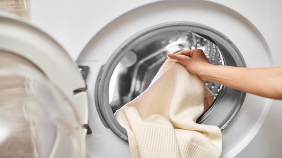 Secar roupa custa mais do que você imagina: veja no TudoGostoso quanto você paga de eletricidade pela sua máquina de lavar