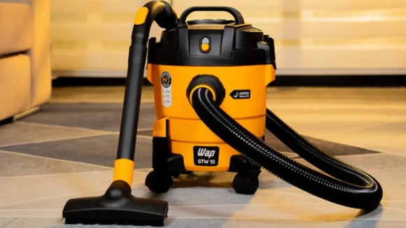 Aspirador WAP com 57% OFF para quem deseja praticidade para limpar pó e líquidos